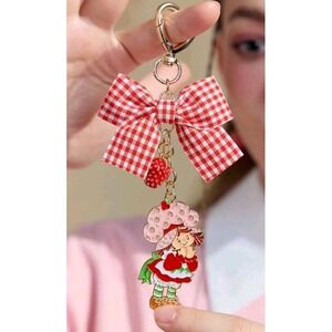 New STRAWBERRY SHORTCAKE Keychain Red PLAID BOW Bag PURSE Charm Key Ring Chain‎